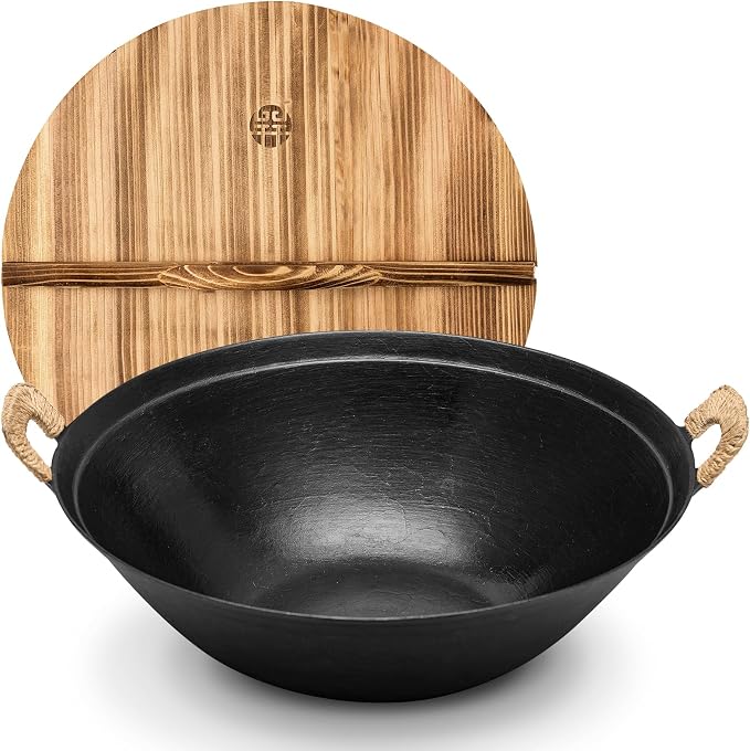 WANGYUANJI 14.2" Cast Iron Wok by Home