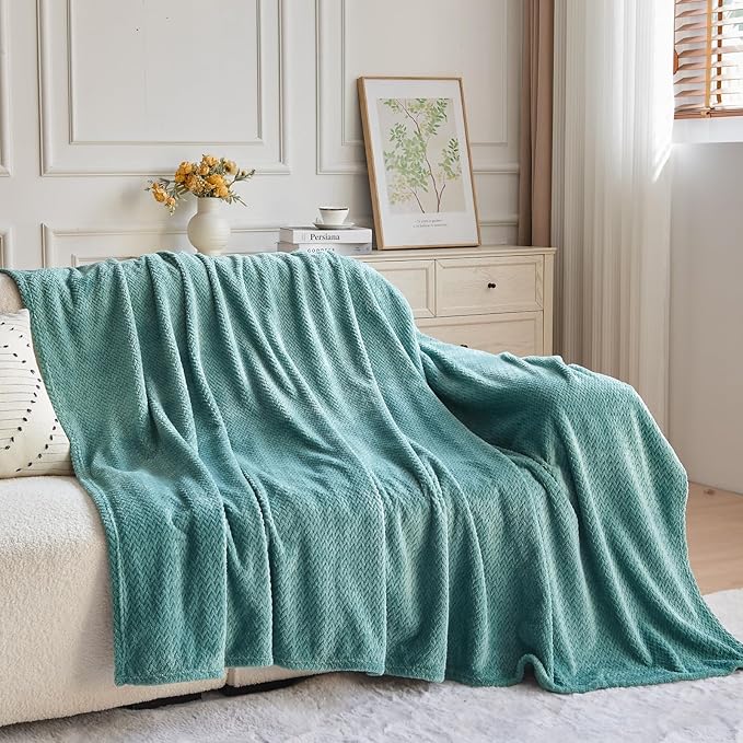 NEWCOSPLAY Super Soft Throw Blanket Light Teal Premium Silky Flannel Fleece Leaves Pattern Lightweight Bed Blanket All Season Use (Light Teal, Throw(50"x60"))