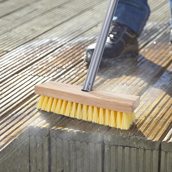 Floor Scrubber Brush with Long Handle - Image 4