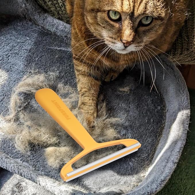 Pro Pet Hair Removal Tool – Dog & Cat Hair Scraper by Fursprint
