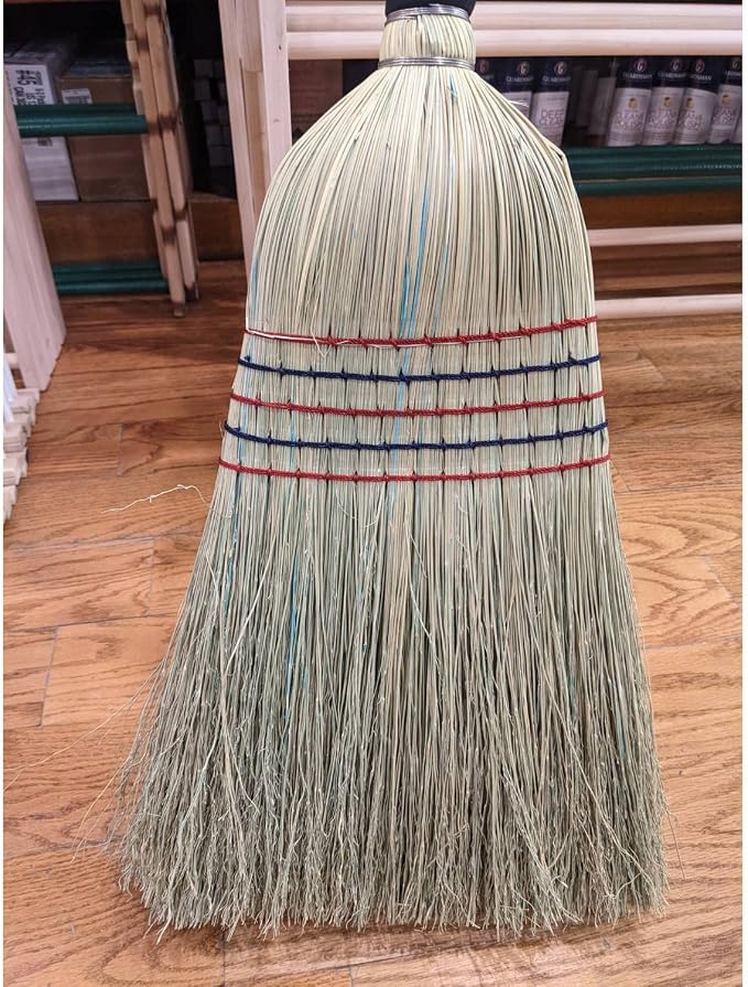 Lehman's Amish-Made Barn Broom - Image 4