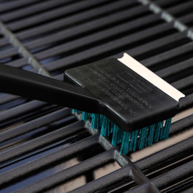 Charbroil® Safer Hand-Held Grill Brush - Image 7
