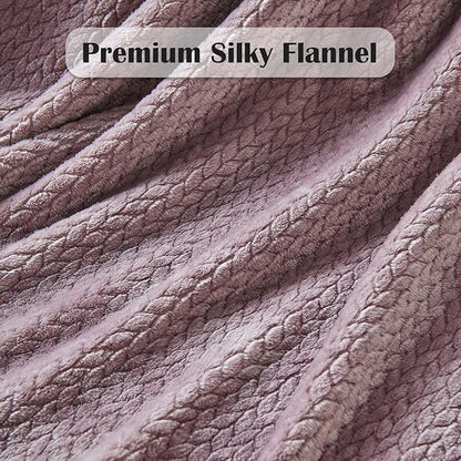 NEWCOSPLAY Super Soft Queen Blanket Light Purple Premium Silky Flannel Fleece Leaves Pattern Lightweight Bed Blanket All Season Use (Light Purple, Queen(90"x90"))