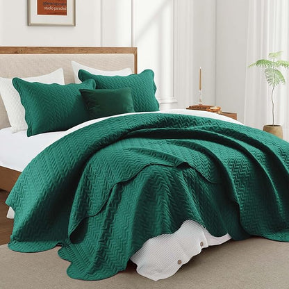 IR Imperial Rooms Queen Quilt Bedding Set Size (90" x 96") + 2 Pillow Shams (20" x 26"+ 2") - 3 Pcs All Season Lightweight Reversible Microfiber Coverlet Embossed Quilt Bedspread (Emerald)