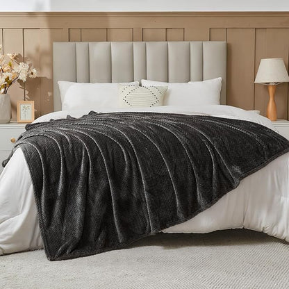 NEWCOSPLAY Super Soft Queen Blanket Dark Grey Premium Silky Flannel Fleece Leaves Pattern Lightweight Bed Blanket All Season Use (Dark Grey, Queen(90"x90"))