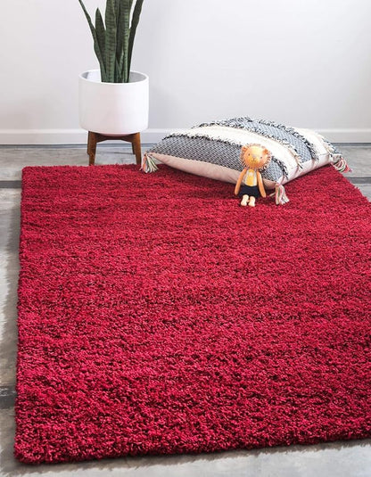 Unique Loom Solid Shag Collection Area Rug (4' 1" x 6' 1" Rectangle, Cherry Red)