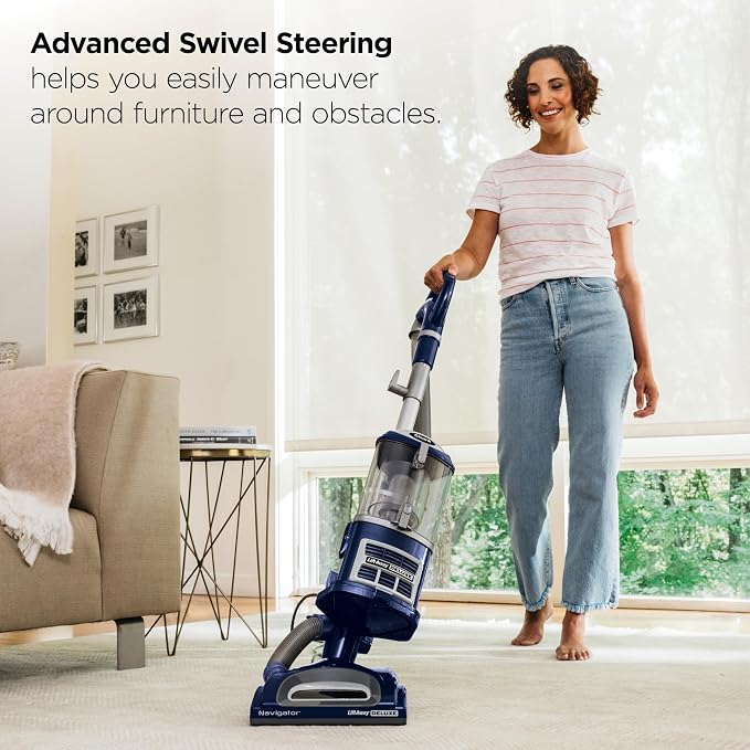 Shark Upright Vacuum, Navigator Lift-Away Deluxe - Image 5