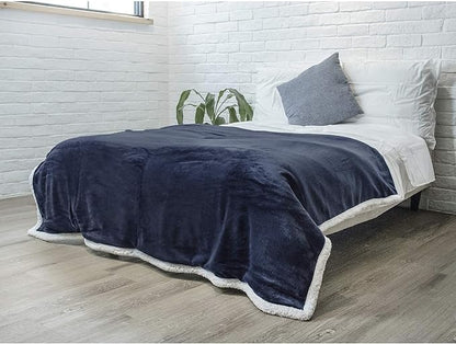 Pavilia Sherpa Fleece Blanket - Queen Size, Navy Blue, Plush Soft Fuzzy, Reversible Winter Blanket for Women & Men, 90x90 Inches