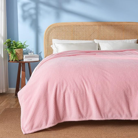 NEWCOSPLAY Super Soft Queen Blanket Pink Premium Silky Flannel Fleece Leaves Pattern Lightweight Bed Blanket All Season Use (Pink, Queen(90"x90"))