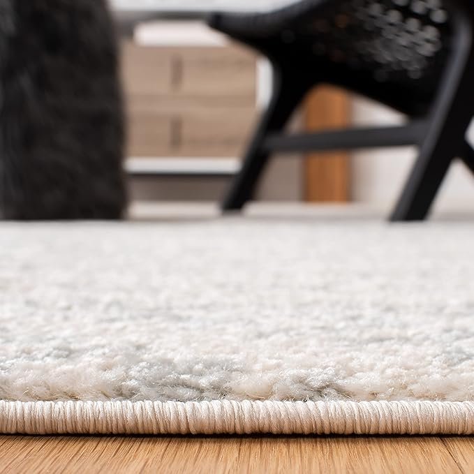 SAFAVIEH Area Rug 8x10 - Tulum Collection - Large - Ivory & Light Grey, Moroccan Boho Tribal Design, Non-Shedding & Easy to Clean, Ideal for Living Room, Bedroom, Dining Space (TUL272G)