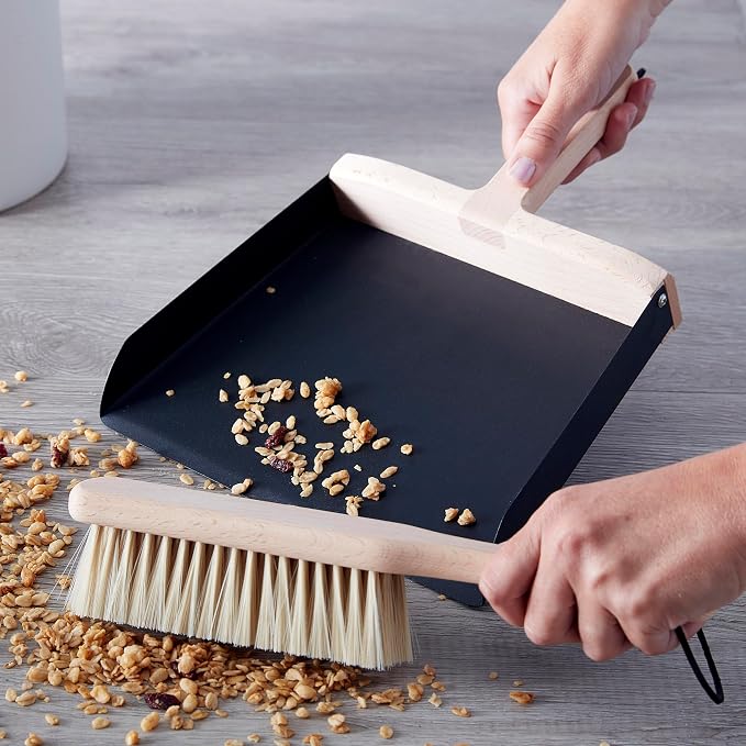 Copco Hand Cleaning Brush with Pan - Image 8