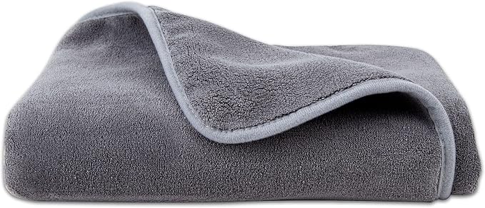 Amazon Basics Microfiber Car Drying Towel - Image 3
