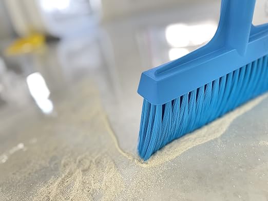 Vikan 31044 Broom, Soft/Stiff - Image 5