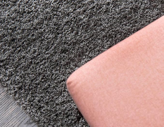 Unique Loom Solid Shag Collection Area Rug (7' 10" x 10' Rectangle, Graphite Gray)