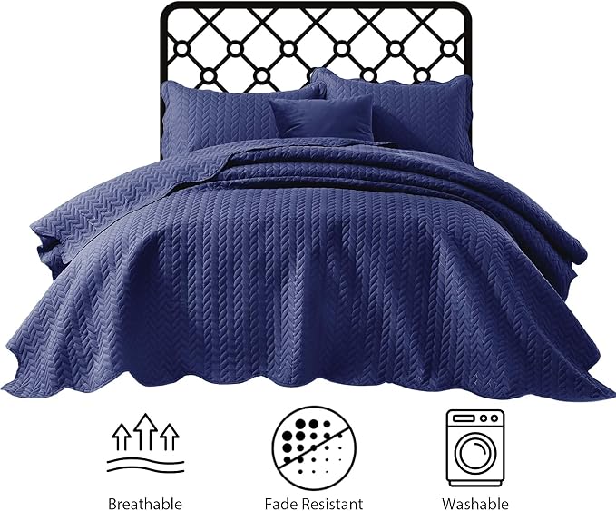 IR Imperial Rooms Twin Quilt Bedding Set (68” x 86”) - Bulk Pack of 10 Wholesale for Hotels, Guest Bedroom & Airbnbs - Lightweight Microfiber Reversible Embossed Quilts Bedspreads (Navy)