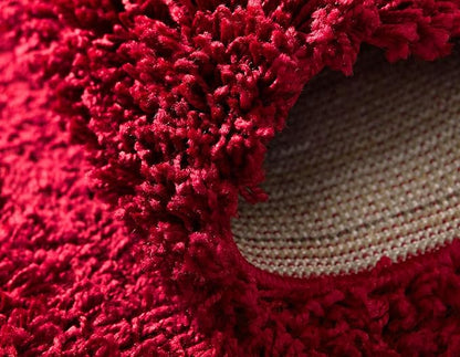 Unique Loom Solid Shag Collection Area Rug (4' 1" x 6' 1" Rectangle, Cherry Red)