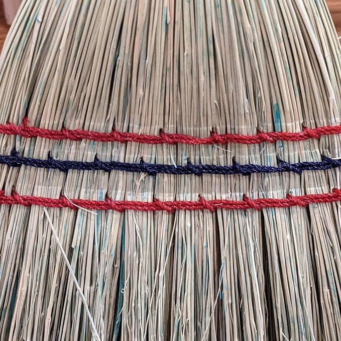 Lehman's Amish Made Barn Broom, Handmade of Corn Straw, Short 32 Inch Long - Image 4