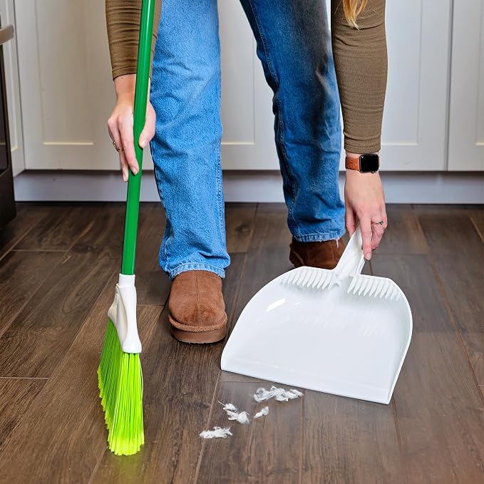 Libman PetPlus Angle Broom - Image 5