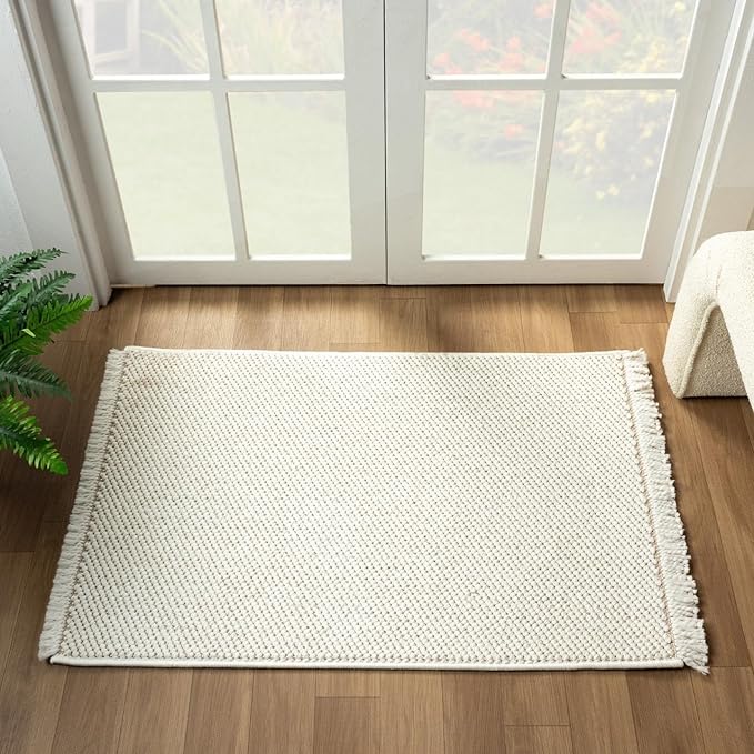 LUXE WEAVERS Solid Machine Woven Cream 2x3 Area Rug, Indoor Stain-Resistant Carpet