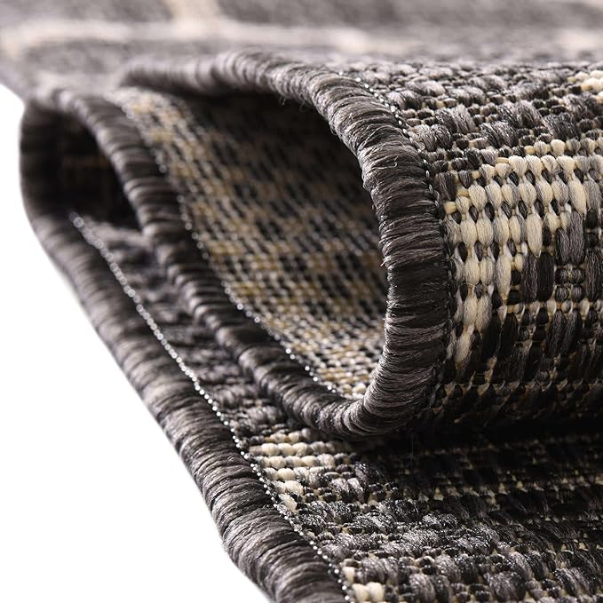 Unique Loom Outdoor Trellis Collection Area Rug - Trellis (Square 10' 8" x 10' 8", Black/ Ivory)