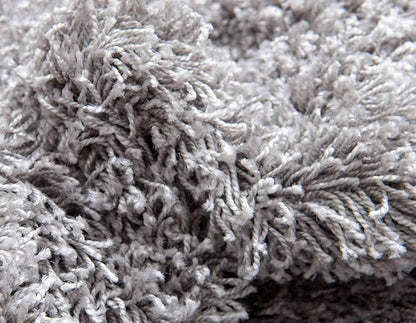 Unique Loom Solid Shag Collection Area Rug (2' 6" x 16' 5" Runner, Cloud Gray)