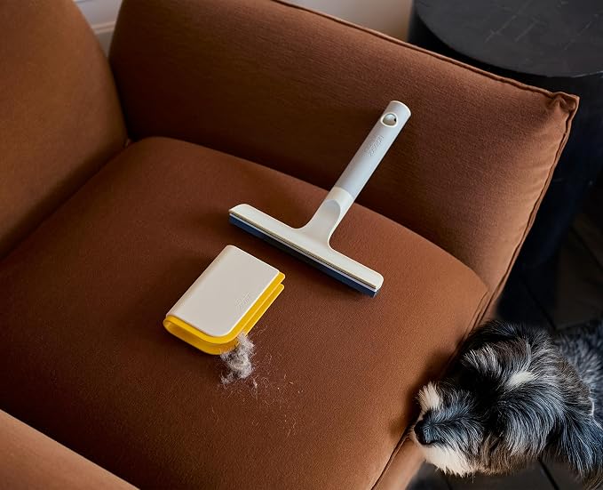 Joseph Joseph CleanTech 3pc Pet Hair Cleaning Tool Set, Manual Rake - Image 3