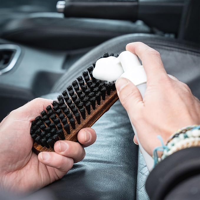 Geist Leather Cleaning Brush - Image 5