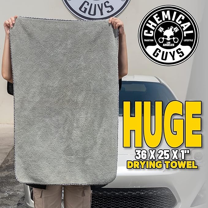 Chemical Guys Woolly Mammoth Large Microfiber Drying Towel - Image 3