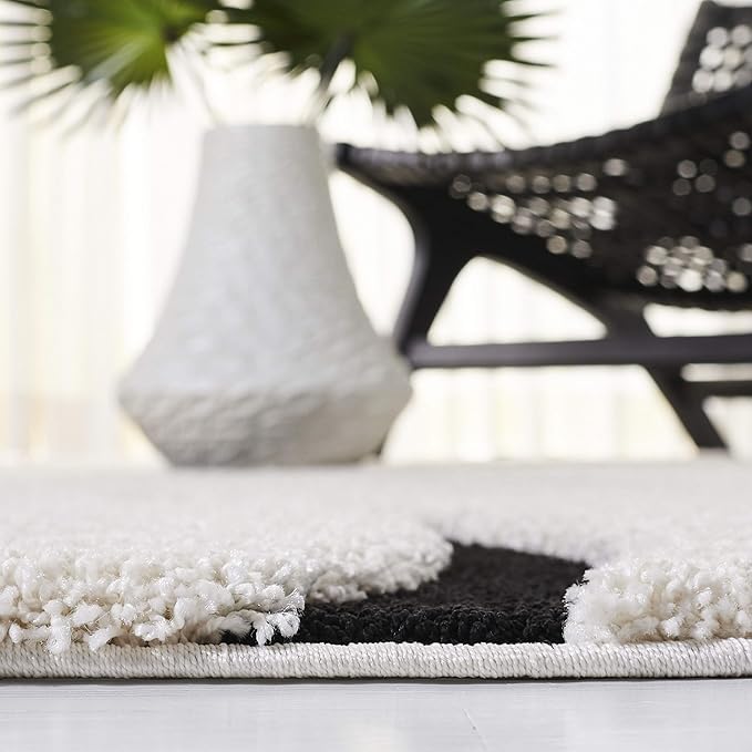 SAFAVIEH Florida Shag Collection Runner Rug - 2'3" x 9', Ivory & Black, Non-Shedding & Easy Care, 1.2-inch Thick Ideal for High Traffic Areas in Living Room, Bedroom (SG471-1290)