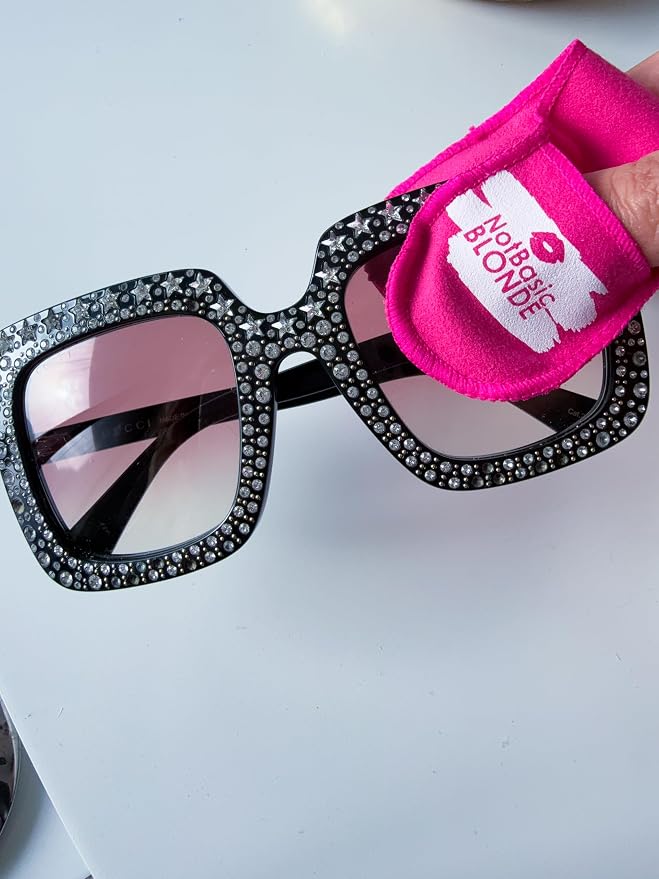 GlamMitt by NotBasicBLONDE x FLEISHER'S Collab - Image 5