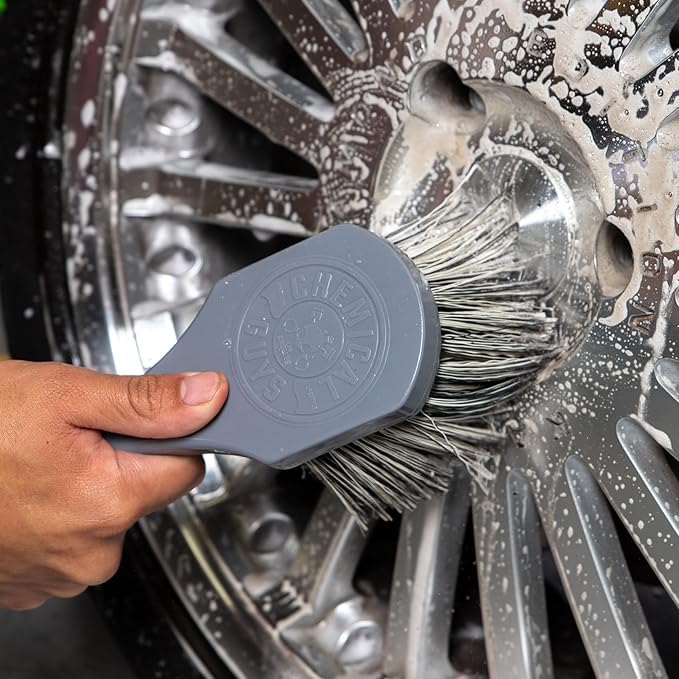 Chemical Guys ACCG09 Wheel Works Medium Duty Wheel & Body Brush - Image 6