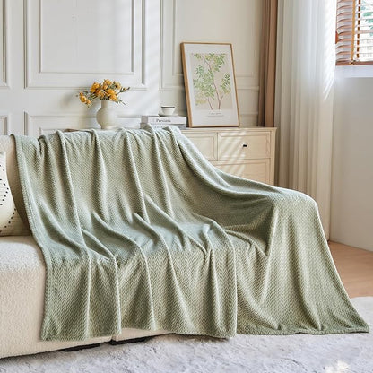 NEWCOSPLAY Super Soft Throw Blanket Sage Green Premium Silky Flannel Fleece Leaves Pattern Lightweight Bed Blanket All Season Use (Sage Green, Throw(50"x60"))