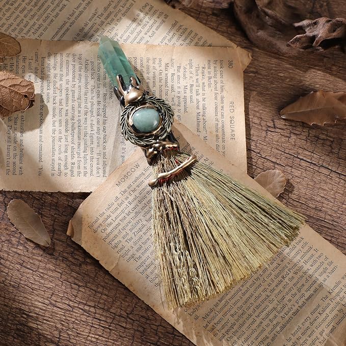 Witch Broom Green Crystal - Image 3