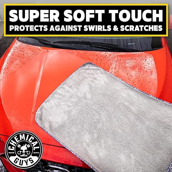 Chemical Guys Woolly Mammoth Large Microfiber Drying Towel - Image 4
