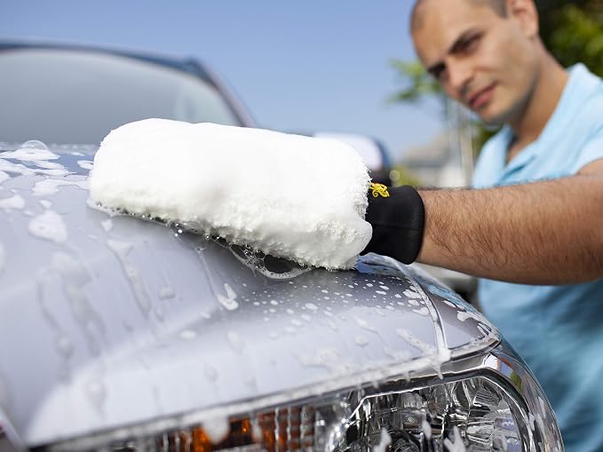 Meguiar's X3002 Microfiber Wash Mitt - Image 3