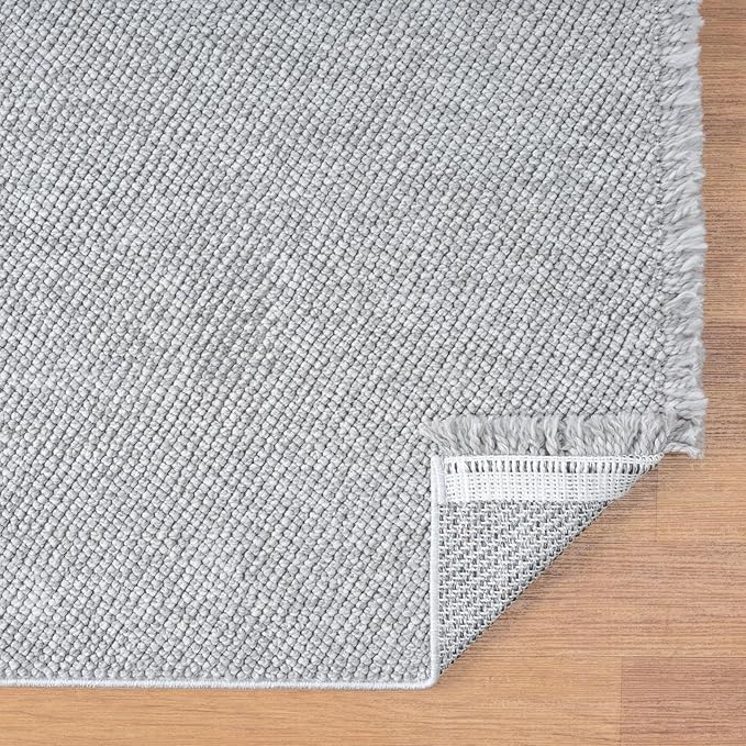 LUXE WEAVERS Solid Machine Woven Gray 5x7 Area Rug, Indoor Stain-Resistant Carpet