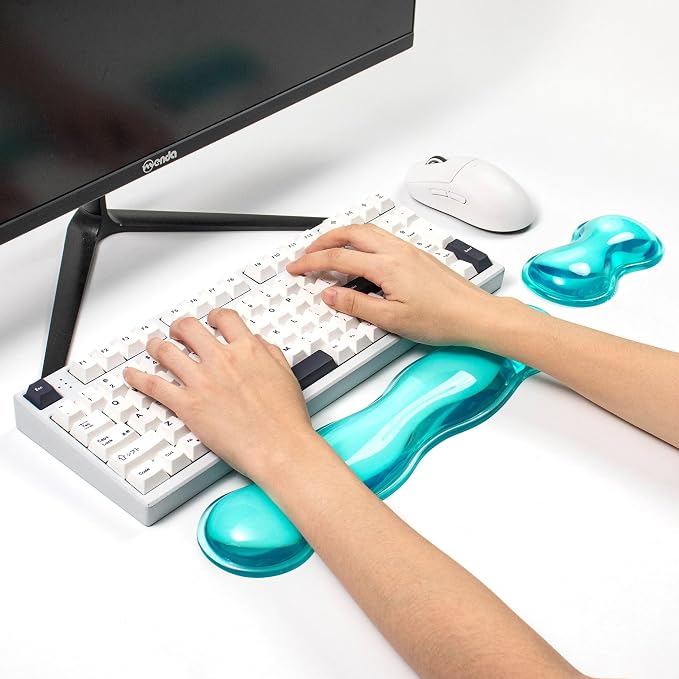 Gel Keyboard and Mouse Wrist Rest Set – Crystal Green Wrist Rest - Image 3