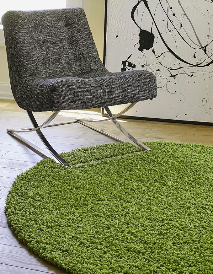 Unique Loom Solid Shag Collection Area Rug (3' 3" Round, Grass Green)