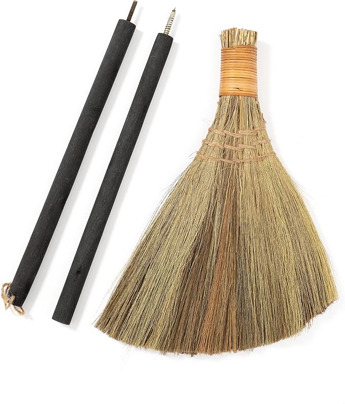 Vietnamese Straw Soft Broom - Image 3