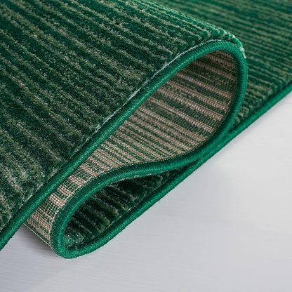 SAFAVIEH Vision Collection Area Rug - 6'7" Round, Dark Green, Modern Ombre Design, Non-Shedding & Easy to Clean, Ideal for Living Room, Bedroom, Dining Space (VSN606Y)