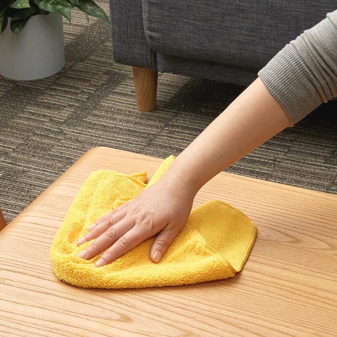 Amazon Basics Microfiber Car Drying Towels, Highly Absorbent, Lint Free - Image 7
