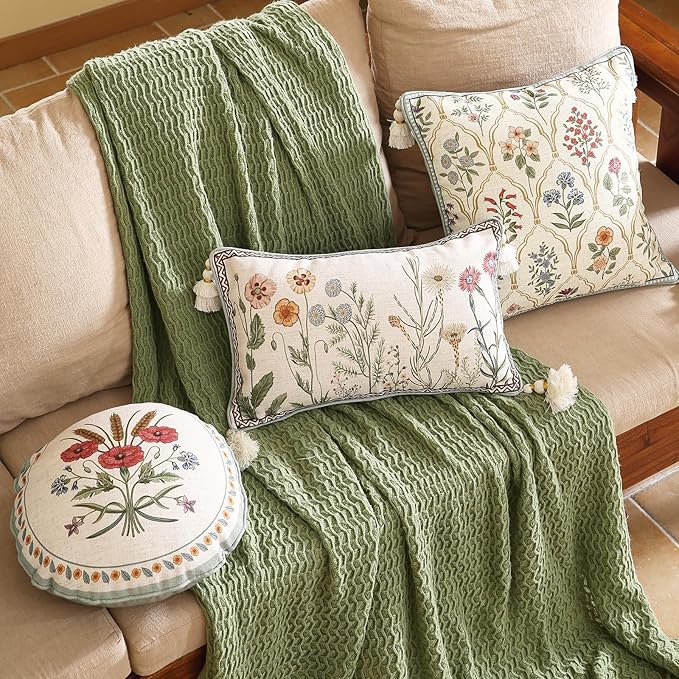 ISAENNE Design Linen Throw Pillow Covers 18"x18" Pack of 2, Square Farmhouse Cushion Covers with Yellow Purple Watercolor Wildflower Pattern Decor Pillowcases for Bed,Living Room,Outdoor,Car