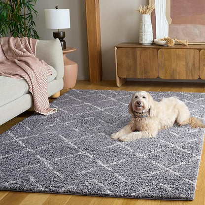 SAFAVIEH Arizona Shag Collection Area Rug - 5'1" x 7'6", Grey & Ivory, Moroccan Boho Design, Non-Shedding & Easy to Clean, Ideal for Living Room, Bedroom, Dining Space (ASG743G)