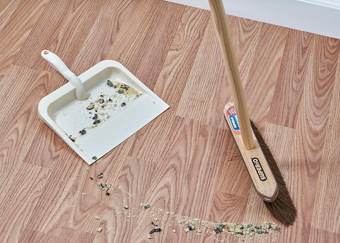 Superio Heavy Duty Plastic Dustpan - Image 3