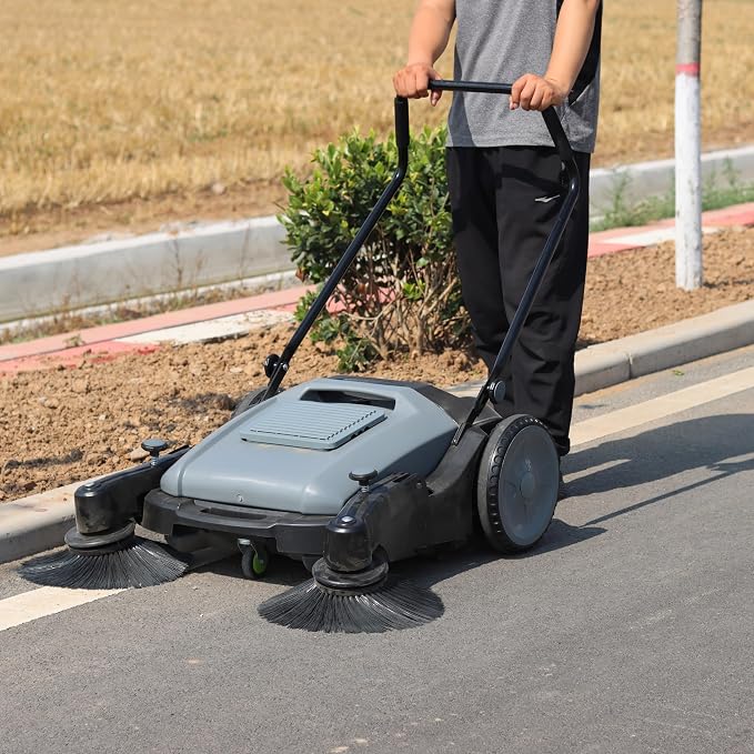Industrial Manual Push Sweeper - Image 2