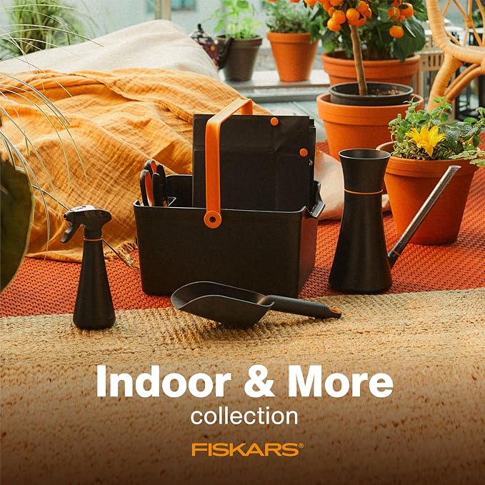 Fiskars Planting Soil Scoop & Brush Set, Dual-Sided Tool - Image 11