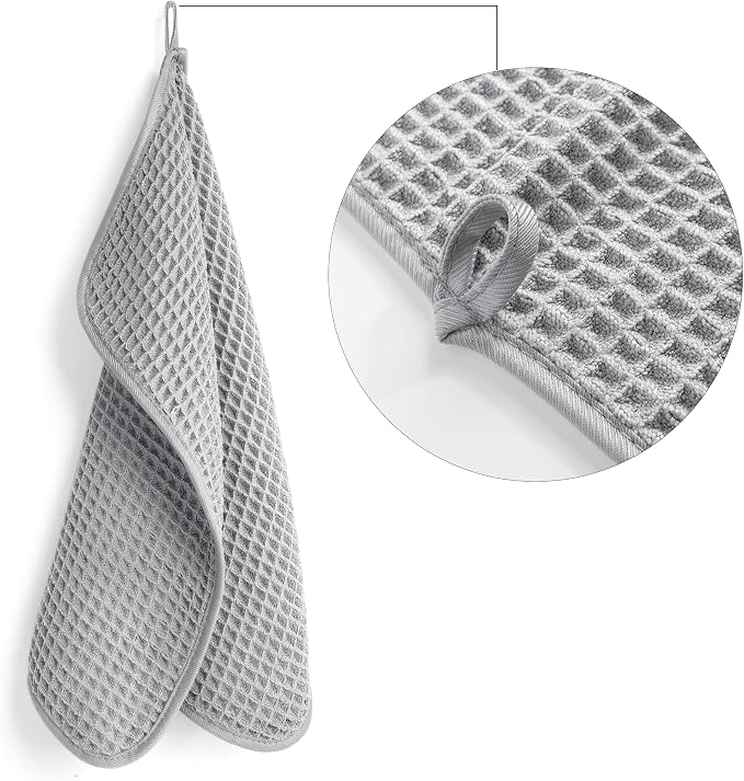 POLYTE 430 GSM Microfiber Lint Free Washcloth Face Towel, 13 x 13 in, 4 Pack - Image 3