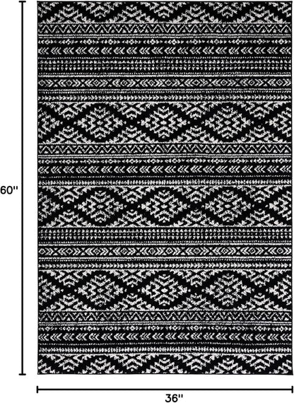 SAFAVIEH Area Rug 3x5 - Tulum Collection - Black & Ivory, Moroccan Boho Tribal Design, Non-Shedding & Easy to Clean, Ideal for Entryway, Foyer, Accent Space, Bedroom (TUL272Z)