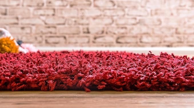 Unique Loom Solid Shag Collection Area Rug (2' 2" x 6' 7" Runner, Cherry Red)