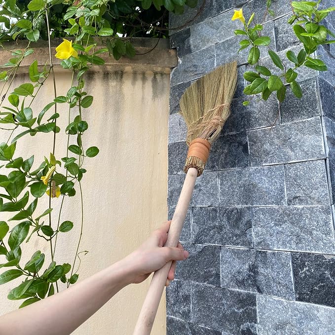 Vietnamese Straw Soft Broom for Cleaning - Image 6